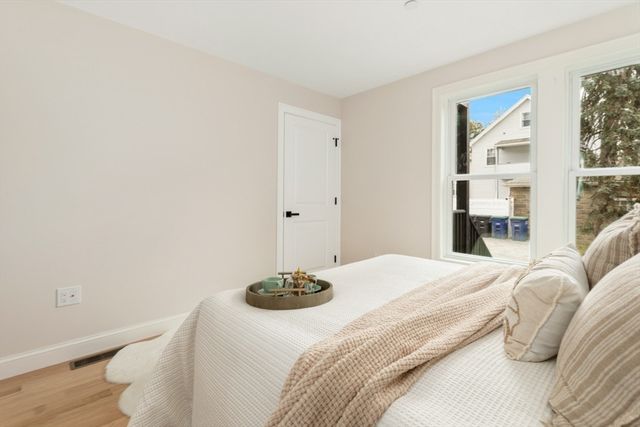 157 Boston Ave 1, Somerville, MA 02144