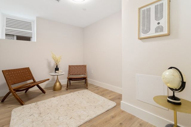 157 Boston Ave 1, Somerville, MA 02144