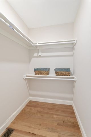 157 Boston Ave 1, Somerville, MA 02144