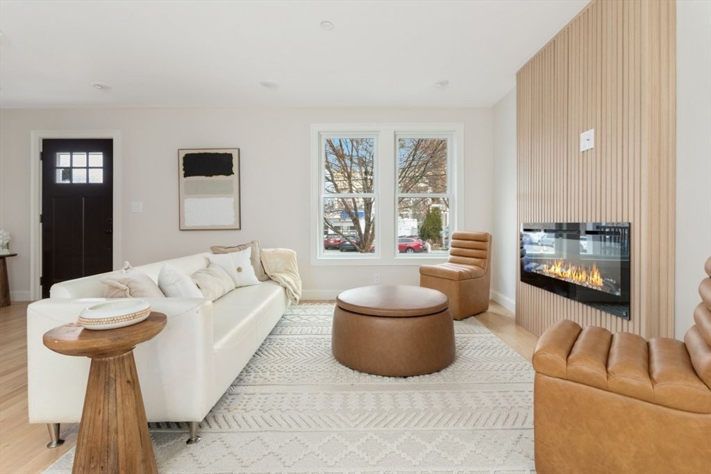 157 Boston Ave 1, Somerville, MA 02144