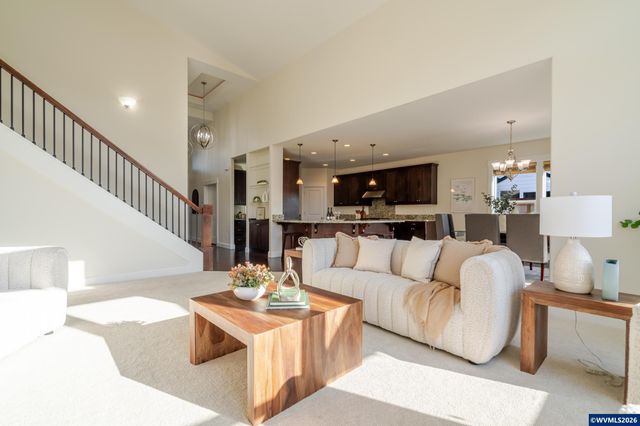 2998 NE Zuhlke Ln, Albany, OR 97321