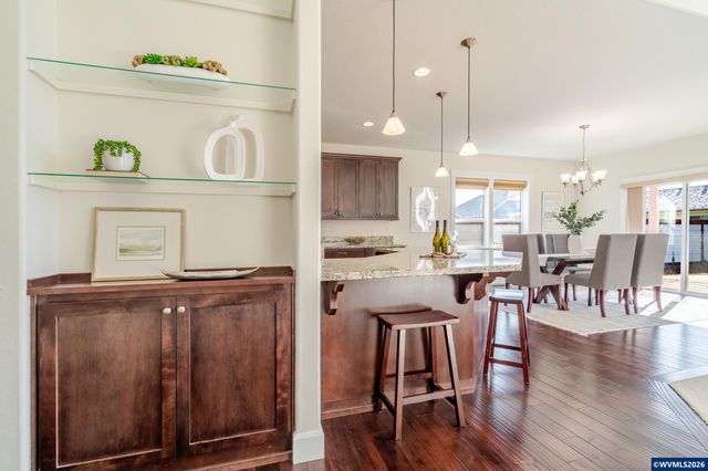 2998 NE Zuhlke Ln, Albany, OR 97321