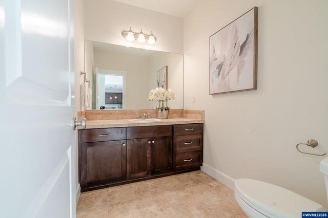 2998 NE Zuhlke Ln, Albany, OR 97321