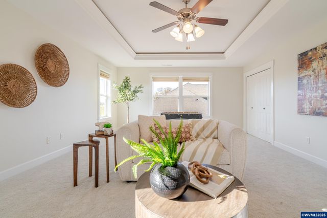 2998 NE Zuhlke Ln, Albany, OR 97321