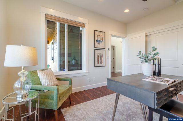 2998 NE Zuhlke Ln, Albany, OR 97321