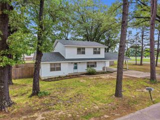 710 Clara Drive, Conway, AR 72034
