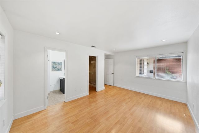 6090 Meadowbrook Lane, Riverside, CA 92504