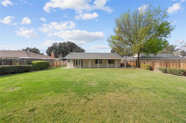 6090 Meadowbrook Lane, Riverside, CA 92504