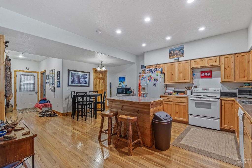 302 Berger St, Riggins, ID 83549 photo 33