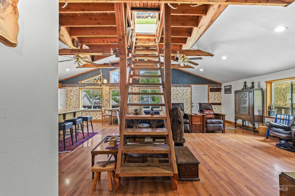 302 Berger St, Riggins, ID 83549 photo 7