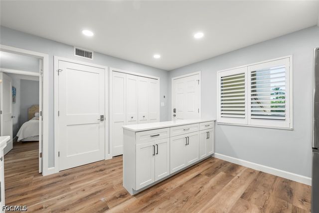 979 E Gulf DR 242, Sanibel, FL 33957