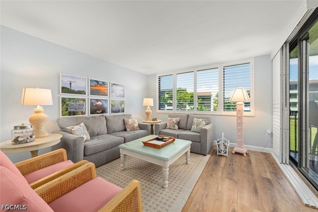 979 E Gulf DR 242, Sanibel, FL 33957