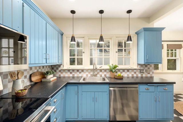 165 N 85th STREET, Wauwatosa, WI 53226