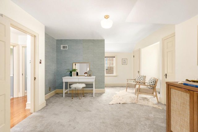 165 N 85th STREET, Wauwatosa, WI 53226