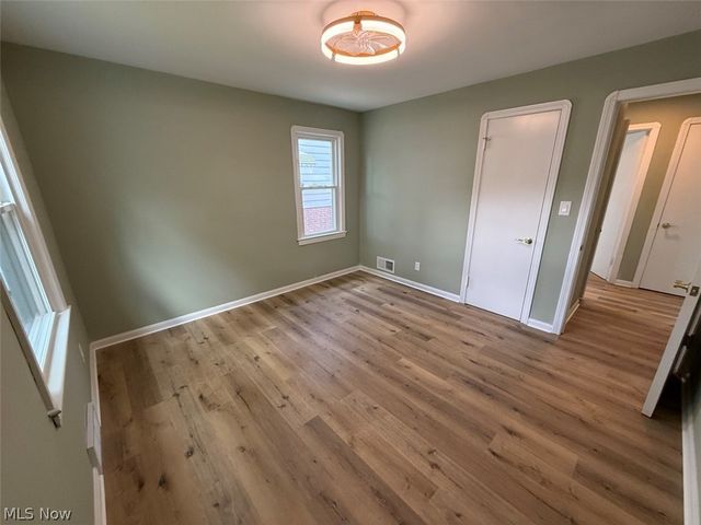 8314 Vineyard Avenue, Cleveland, OH 44105