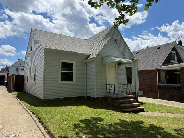 8314 Vineyard Avenue, Cleveland, OH 44105