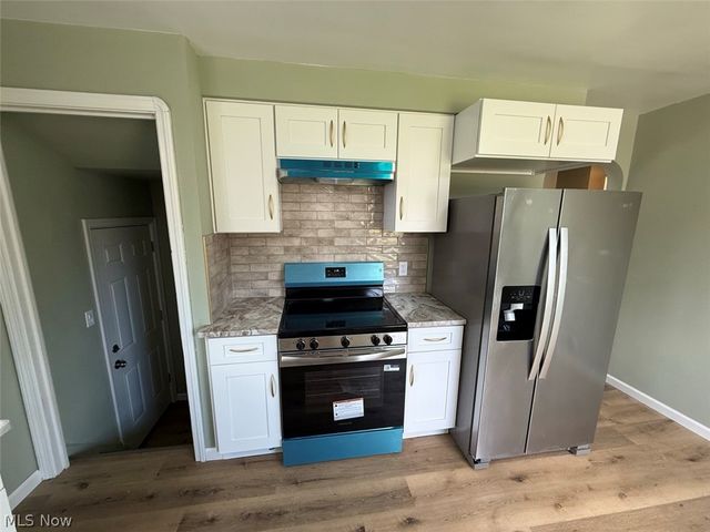 8314 Vineyard Avenue, Cleveland, OH 44105