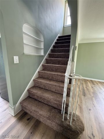 8314 Vineyard Avenue, Cleveland, OH 44105