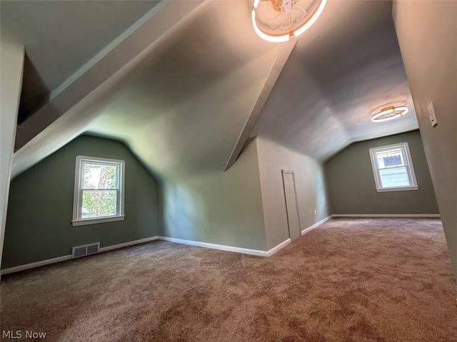 8314 Vineyard Avenue, Cleveland, OH 44105