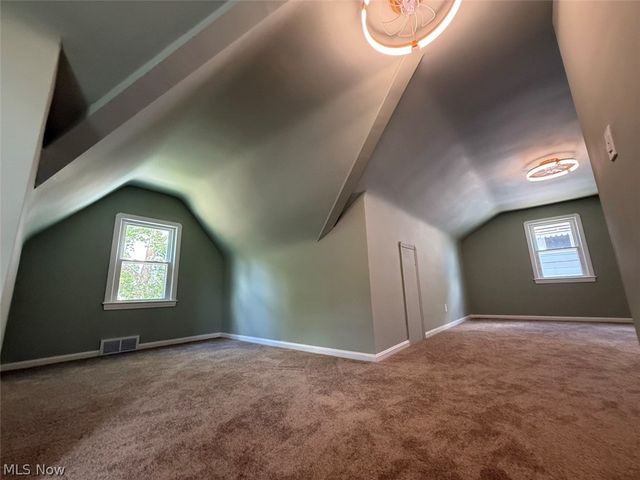 8314 Vineyard Avenue, Cleveland, OH 44105