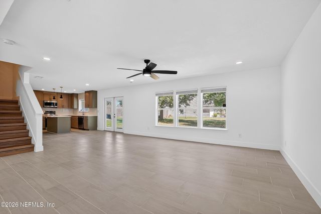 1124 SUNRAY Court, Jacksonville, FL 32218