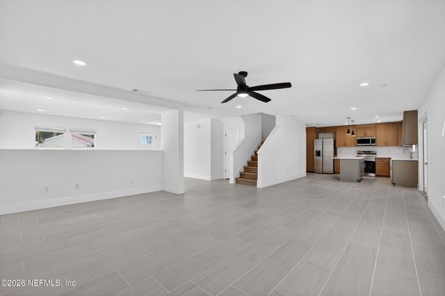 1124 SUNRAY Court, Jacksonville, FL 32218