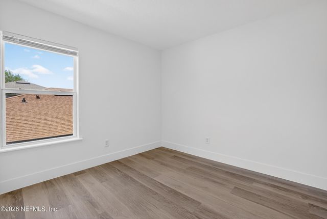 1124 SUNRAY Court, Jacksonville, FL 32218