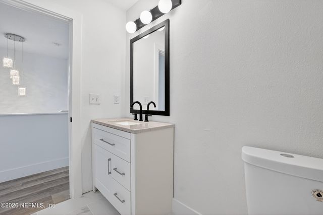 1124 SUNRAY Court, Jacksonville, FL 32218