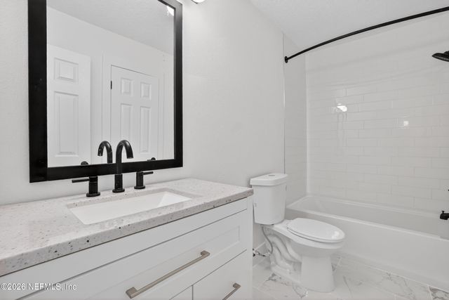 1124 SUNRAY Court, Jacksonville, FL 32218