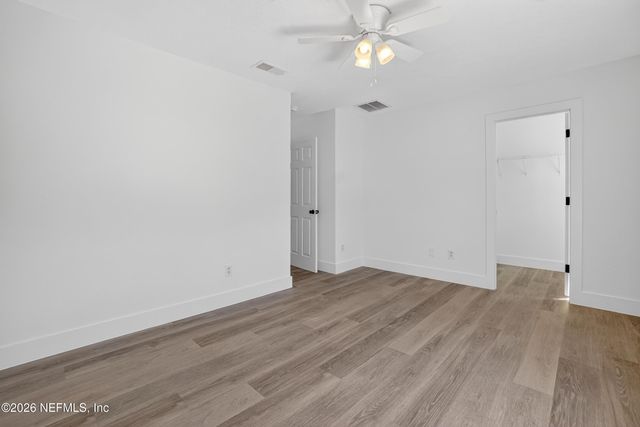 1124 SUNRAY Court, Jacksonville, FL 32218