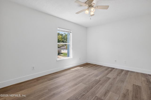 1124 SUNRAY Court, Jacksonville, FL 32218