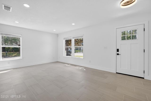 1124 SUNRAY Court, Jacksonville, FL 32218