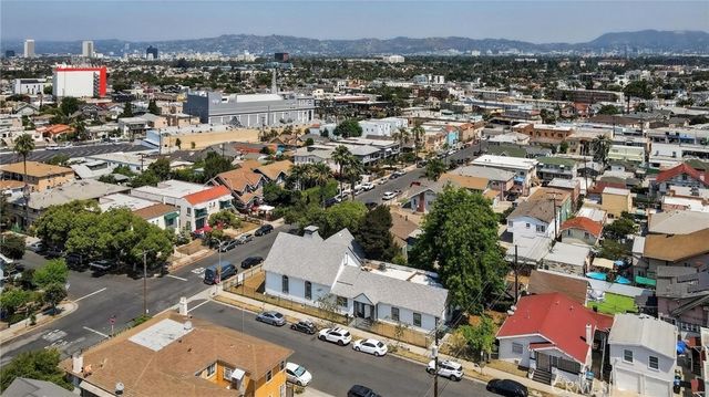 3425 W 15th Street, Los Angeles, CA 90019