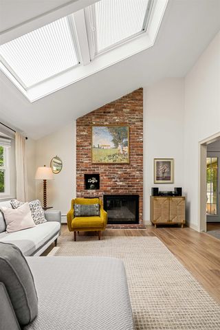 20 Hawkview Road, Hudson, NH 03051