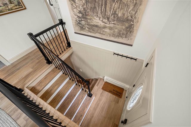20 Hawkview Road, Hudson, NH 03051