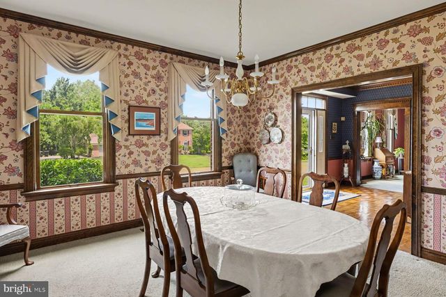 48 BOBBIE DR, Ivyland, PA 18974