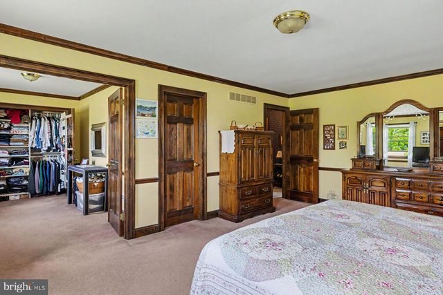 48 BOBBIE DR, Ivyland, PA 18974