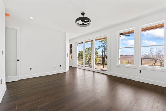 42 Enclave Pl., Pawleys Island, SC 29585