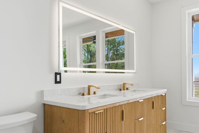 42 Enclave Pl., Pawleys Island, SC 29585