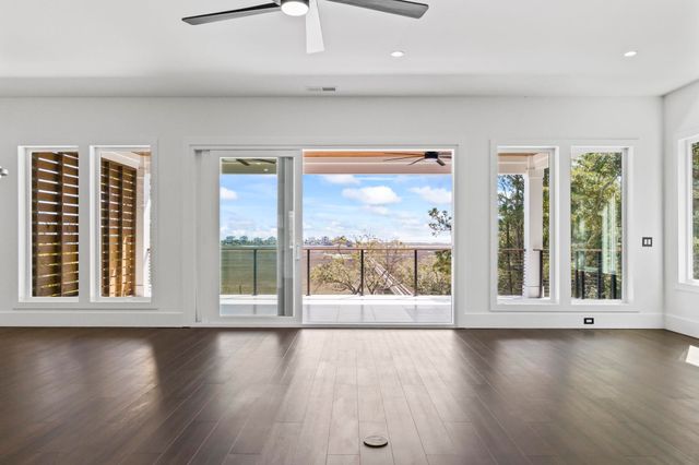 42 Enclave Pl., Pawleys Island, SC 29585