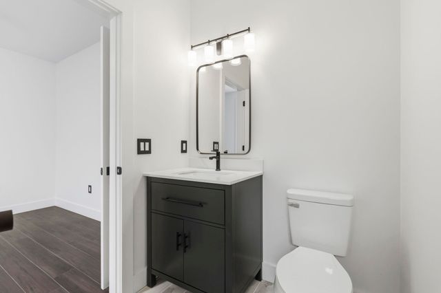 42 Enclave Pl., Pawleys Island, SC 29585