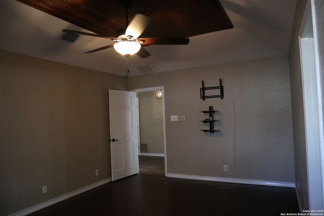 10010 Tezel Dr, San Antonio, TX 78254