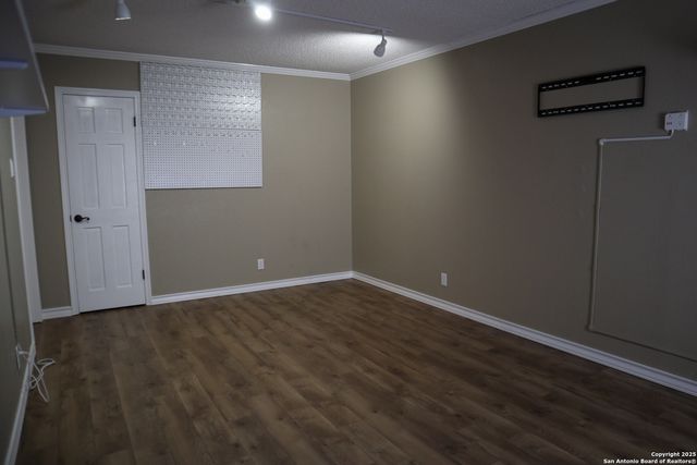 10010 Tezel Dr, San Antonio, TX 78254