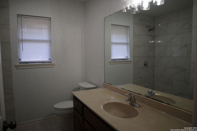 10010 Tezel Dr, San Antonio, TX 78254