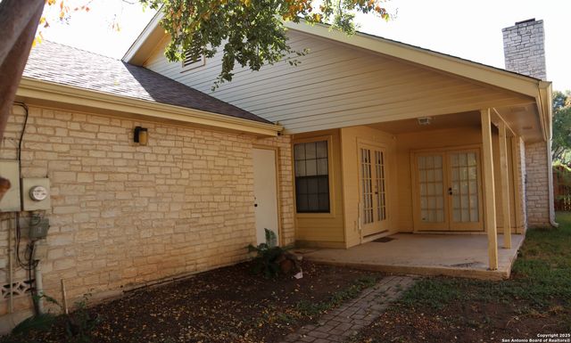 10010 Tezel Dr, San Antonio, TX 78254