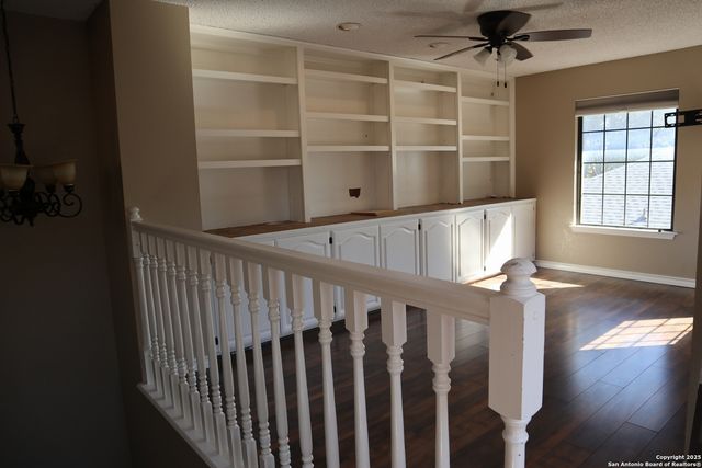 10010 Tezel Dr, San Antonio, TX 78254