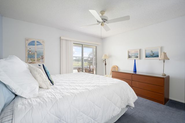 40 Vista Gardens Trl 201, Vero Beach, FL 32962