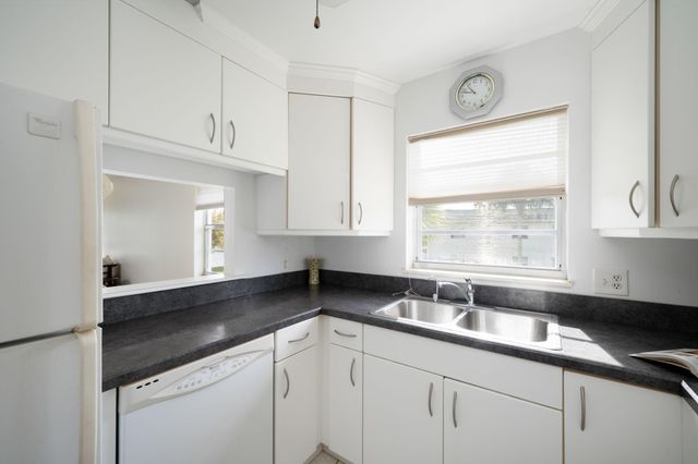 40 Vista Gardens Trl 201, Vero Beach, FL 32962