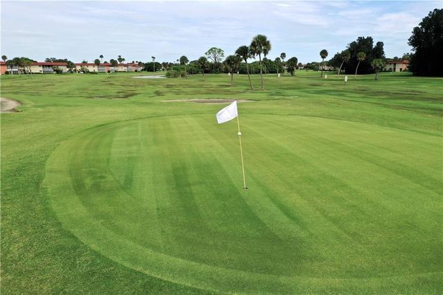 40 Vista Gardens Trl 201, Vero Beach, FL 32962