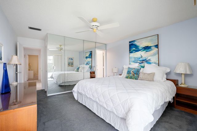 40 Vista Gardens Trl 201, Vero Beach, FL 32962